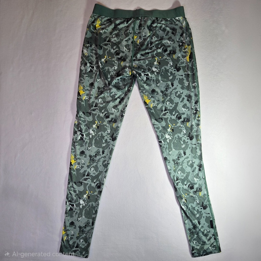 Karitraa base layer thermal pants leggings green/yellow leaf pattern. Size Large